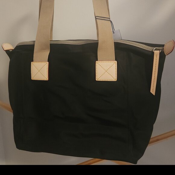 GO GIRL! Dooney & Bourke Nylon Front Zip Tote Black NWT AUTHENTIC - Picture 2 of 3